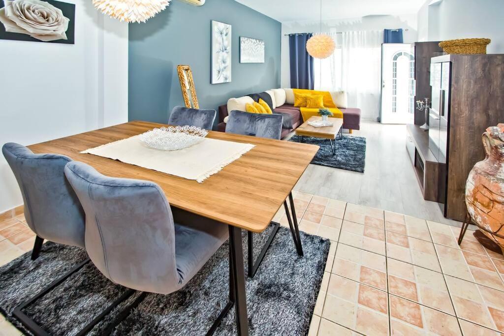 Apartman Tino With Two Sunny Terace Hvar Town Exteriér fotografie